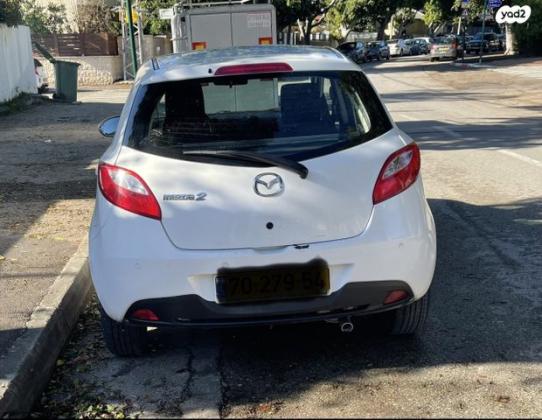 מאזדה H Dynamic אוט' 1.5 (103 כ"ס) בנזין 2015 למכירה בכפר סבא