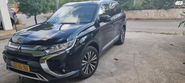 מיצובישי אאוטלנדר Instyle אוט' 7 מק' 2.0 (150 כ"ס) בנזין 2020 למכירה בבית חנניה