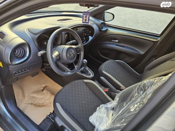 טויוטה אייגו קרוס (AYGO X) Pulse הצ'בק 4X2 אוט' 1.0 (72 כ"ס) בנזין 2022 למכירה בסח'נין