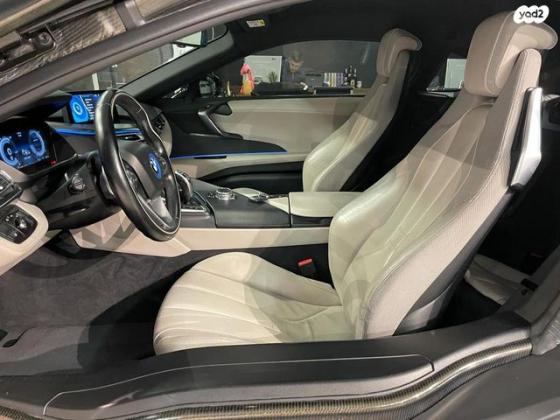 ב.מ.וו i8 4X4 Luxury קופה הייבריד אוט' 1.5 (362 כ"ס) היברידי חשמל / בנזין 2016 למכירה בראשון לציון