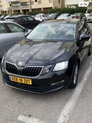 סקודה אוקטביה Ambition אוט' 1.5 (150 כ''ס) בנזין 2019 למכירה בחיפה