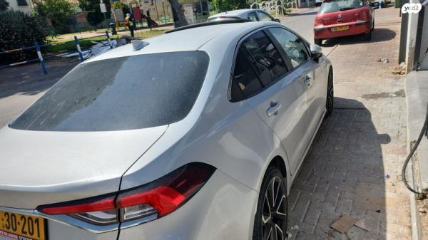 טויוטה קורולה הייבריד Special Edition סדאן אוט' 1.8 (98 כ''ס) בנזין 2019 למכירה בגן יבנה