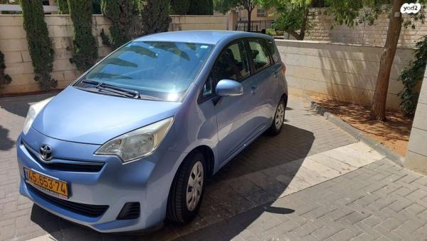 טויוטה ספייס ורסו GLI אוט' 1.3 (99 כ"ס) בנזין 2011 למכירה במודיעין מכבים רעות