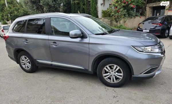 מיצובישי אאוטלנדר Instyle אוט' 7 מק' 2.0 (150 כ"ס) בנזין 2016 למכירה ביהוד מונוסון