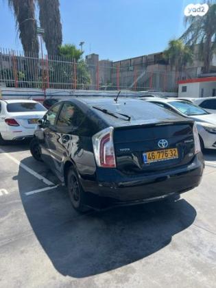 טויוטה פריוס GLI Plug In הייבריד אוט' 1.8 (99 כ"ס) היברידי חשמל / בנזין 2015 למכירה במגדל העמק