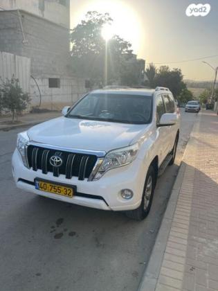 טויוטה לנד קרוזר ארוך 4X4 Luxury אוט' דיזל 7 מק' 3.0 (190 כ''ס) דיזל 2015 למכירה בבאר שבע