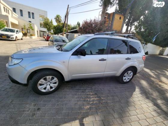 סובארו פורסטר 4X4 B אוט' 2.0 (150 כ"ס) [2011-2013] בנזין 2012 למכירה בתל אביב יפו
