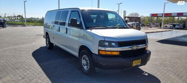 שברולט סוואנה ארוך Max סגור אוט' דיזל 4.5 טון 2.8 (181 כ''ס) דיזל 2018 למכירה בגדרה