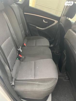 יונדאי i30 Inspire סטיישן אוט' 1.6 (135 כ"ס) בנזין 2015 למכירה בחדרה