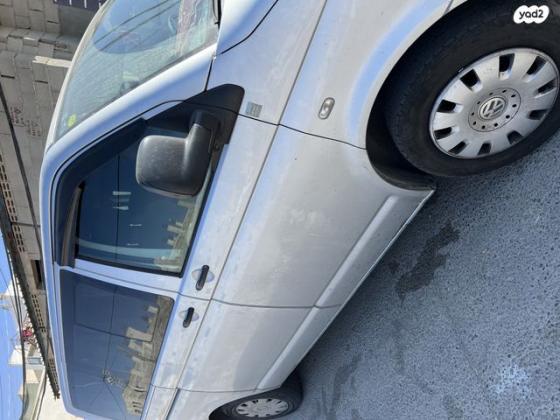 פולקסווגן טרנספורטר מסחרי/נוסעים קצר אוט' דיזל 3 מק' 3 דל' 2.5 (130 כ''ס) דיזל 2008 למכירה ברהט