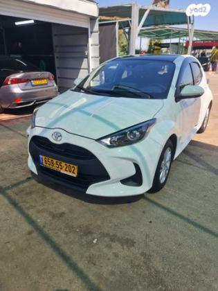 טויוטה יאריס Sky אוט' 1.5 (125 כ"ס) בנזין 2021 למכירה ביקנעם עילית