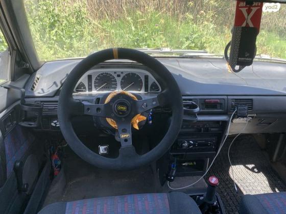 מאזדה 323 LX ידני סדאן 1.6 בנזין 1997 למכירה בירושלים