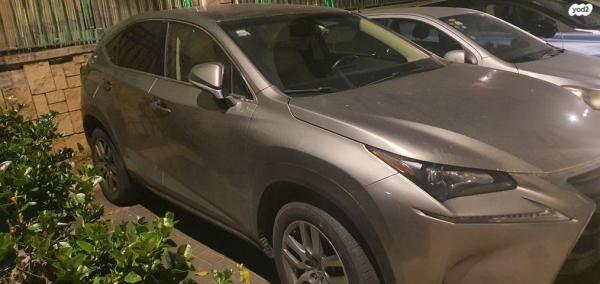 לקסוס NX 4X4 NX200T Premium אוט' 2.0 (238 כ"ס) בנזין 2016 למכירה בראשון לציון