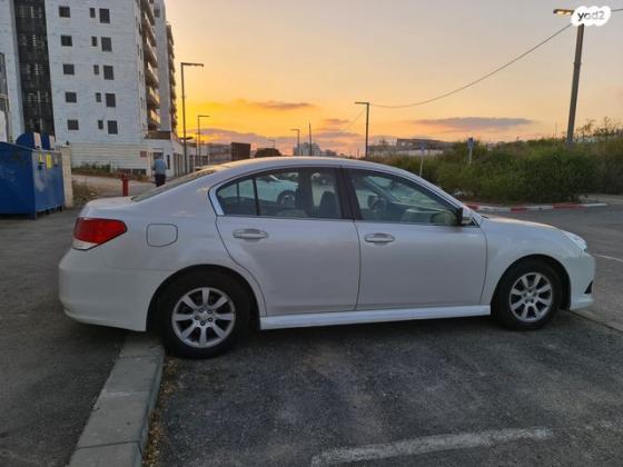 סובארו B4 4X4 Top סדאן אוט' 2.0 (150 כ''ס) בנזין 2010 למכירה בחריש