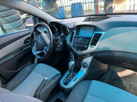 שברולט קרוז LS סדאן אוט' 1.6 (124 כ"ס) בנזין 2011 למכירה ברחובות