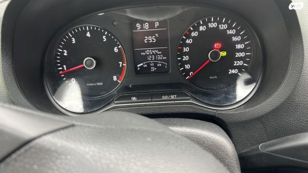 פולקסווגן פולו Trendline אוט' 5 דל' 1.4 (85 כ''ס) בנזין 2013 למכירה בבית שאן