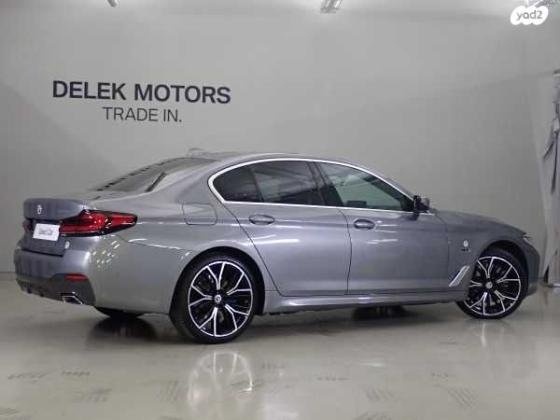 ב.מ.וו סדרה 5 4X4 545E M-Sport אוט' 3.0 (256 כ"ס) ק' 2 היברידי חשמל / בנזין 2023 למכירה בתל אביב יפו