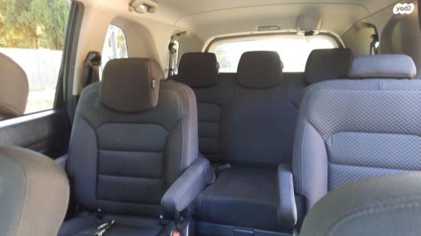 סאנגיונג רודיוס DLX אוט' דיזל 7 מק' 2.2 (178 כ"ס) דיזל 2017 למכירה בחדרה