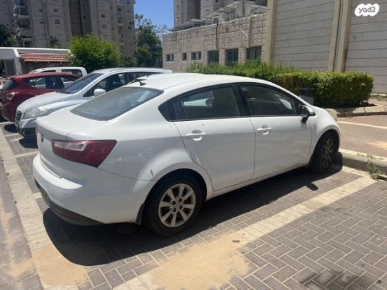 קיה ריו LX הצ'בק ידני 1.2 (82 כ''ס) בנזין 2014 למכירה באור יהודה