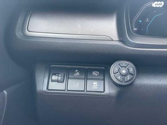 הונדה סיוויק האצ'בק החדשה Comfort ידני 1.0 (126 כ''ס) בנזין 2017 למכירה בנתניה