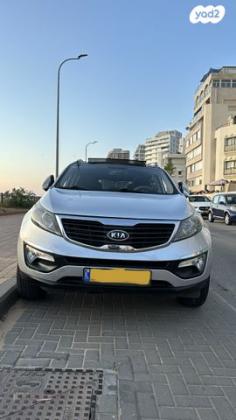 קיה ספורטז' EX אוט' 2.0 (163 כ''ס) בנזין 2011 למכירה בנתניה