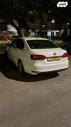 פולקסווגן ג'טה Trendline אוט' 1.2 (105 כ"ס) בנזין 2015 למכירה ביבנה