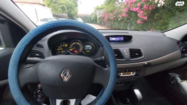 רנו פלואנס Comfort אוט' דיזל 1.5 (110 כ"ס) [2012-2013] דיזל 2012 למכירה בנחשולים