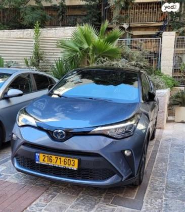 טויוטה C-HR Chic הייבריד אוט' 1.8 (98 כ"ס) בנזין 2022 למכירה בירושלים
