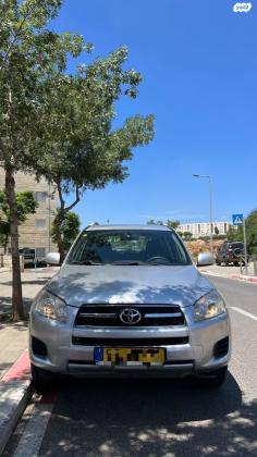 טויוטה RAV4 ארוך 4X4 GLI אוט' 2.0 (158 כ''ס) בנזין 2010 למכירה בירושלים