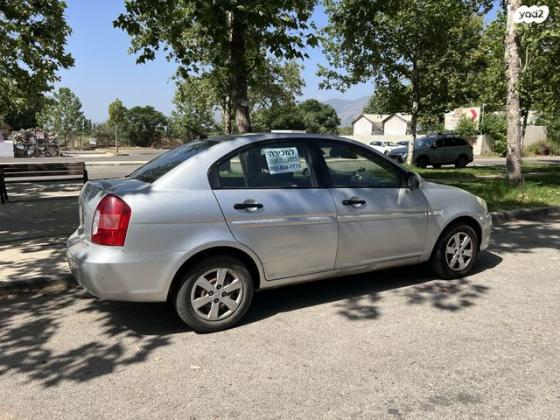 יונדאי אקסנט (עד 2012) GL אוט' 1.4 (97 כ''ס) בנזין 2011 למכירה בהגושרים