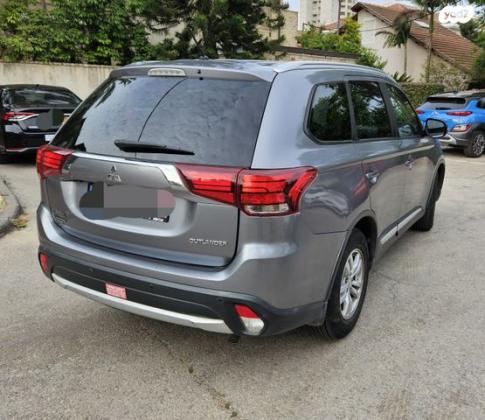 מיצובישי אאוטלנדר Instyle אוט' 7 מק' 2.0 (150 כ"ס) בנזין 2016 למכירה ביהוד מונוסון