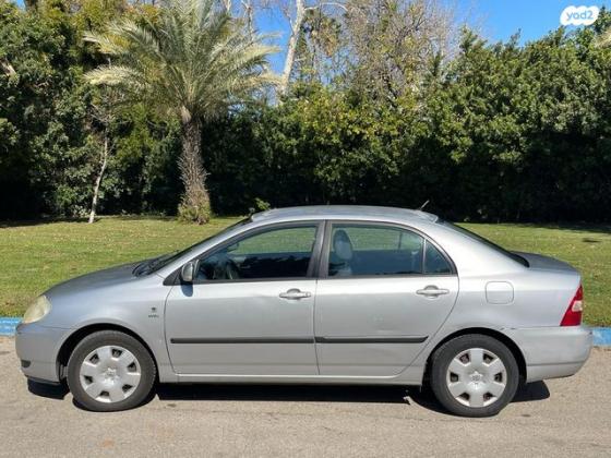 טויוטה קורולה Sun אוט' 1.6 (110 כ''ס) בנזין 2004 למכירה ברעננה