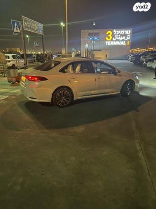 טויוטה קורולה הייבריד Limited סדאן אוט' 1.8 (98 כ''ס) בנזין 2022 למכירה בבאר שבע