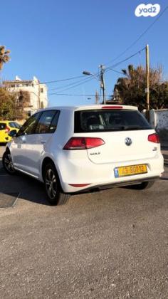 פולקסווגן גולף Trendline אוט' 5 דל' 1.2 (105 כ''ס) [2013-2015] בנזין 2013 למכירה בתל אביב יפו