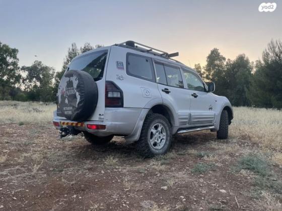 מיצובישי פג'רו ארוך 4X4 GLX אוט' דיזל 7 מק' 3.2 (165 כ''ס) דיזל 2001 למכירה בעפולה