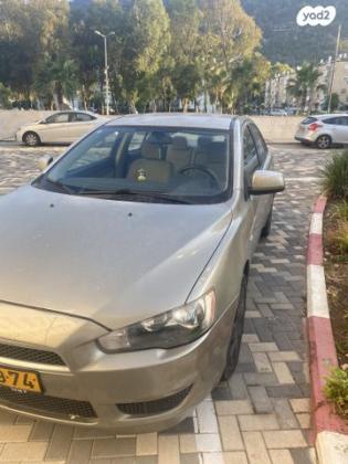 מיצובישי לנסר הדור החדש Invite אוט' 1.5 (109 כ''ס) בנזין 2011 למכירה בחיפה