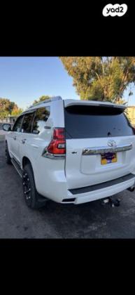 טויוטה לנד קרוזר ארוך 4X4 Luxury אוט' דיזל 7 מק' 3.0 (173 כ''ס) דיזל 2010 למכירה באשדוד