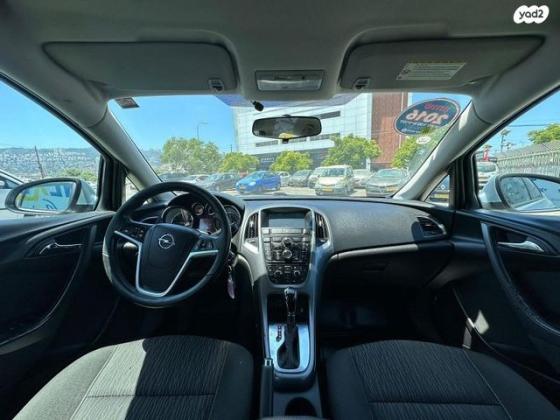 אופל אסטרה Berlina Enjoy סדאן אוט' 1.4 (140 כ"ס) בנזין 2016 למכירה בחיפה