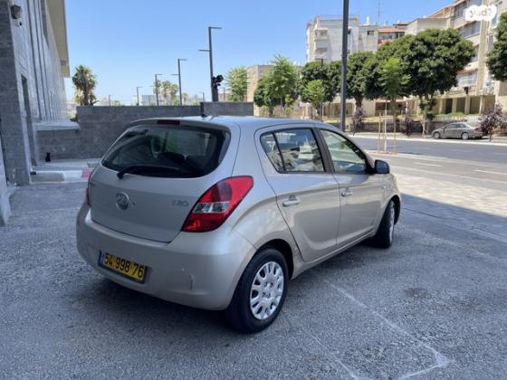 יונדאי i20 Inspire אוט' 1.4 (100 כ"ס) [2009-2015] בנזין 2011 למכירה בשוהם