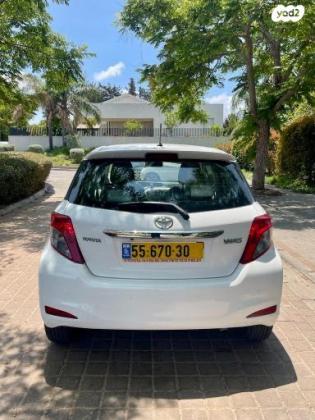 טויוטה יאריס Trend אוט' 1.3 (100 כ"ס) בנזין 2014 למכירה בנורדיה