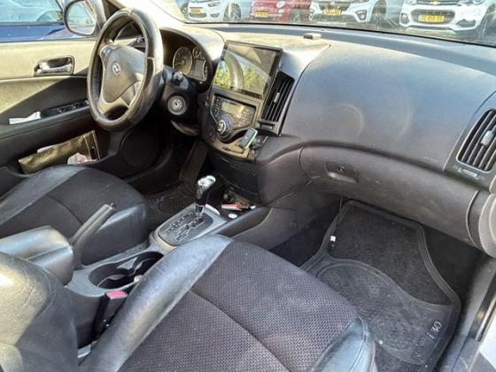 יונדאי i30 Supreme אוט' 1.6 (126 כ''ס) בנזין 2011 למכירה בבת ים