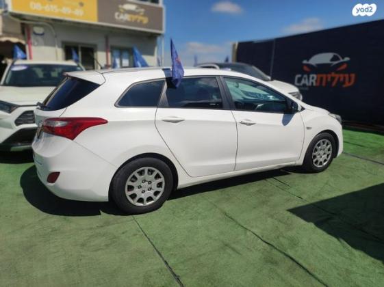 יונדאי i30 Inspire סטיישן אוט' 1.6 (135 כ"ס) בנזין 2014 למכירה במודיעין מכבים רעות