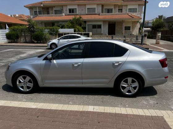 סקודה אוקטביה Ambition אוט' 1.2 (110 כ"ס) בנזין 2016 למכירה בעפולה