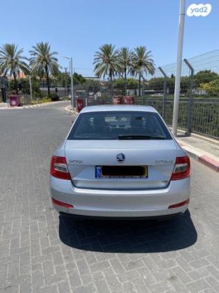 סקודה אוקטביה Ambition אוט' 1.4 (150 כ''ס) בנזין 2015 למכירה ברחובות