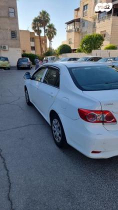 טויוטה קורולה Sun Plus 4 אוט' 1.6 (124 כ''ס) בנזין 2012 למכירה ביבנה