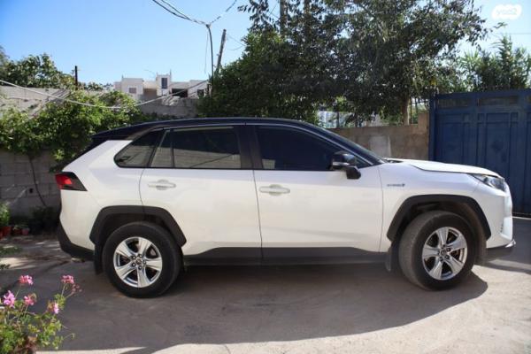 טויוטה RAV4 הייבריד E-xperience הייבריד 5 דל' אוט' 2.5 (178 כ''ס) בנזין 2019 למכירה בירושלים