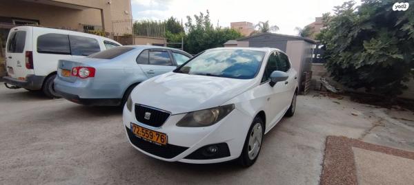 סיאט איביזה Reference ידני 5 דל' 1.4 (85 כ"ס) בנזין 2012 למכירה בחיפה