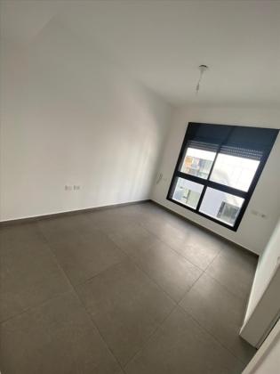 דירה 4 חדרים למכירה בתל אביב יפו | אבשלום חביב | רמת אביב ג