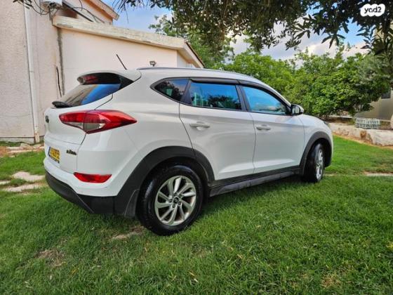 יונדאי טוסון Premium אוט' בנזין 2.0 (155 כ"ס) בנזין 2017 למכירה בצרופה