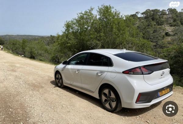 יונדאי איוניק Premium הייבריד אוט' 1.6 (141 כ"ס) בנזין 2017 למכירה ברמת גן